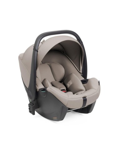 Chicco - Trio Seety 2026 Con Kory Essential i-Size + Borsa Organizer IN OMAGGIO - Spedizione Gratuita